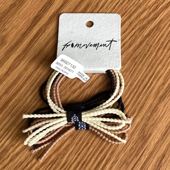 NWT FP Movement Strike Out Hair Tie Pack - Neutrals - Picture 4 of 5